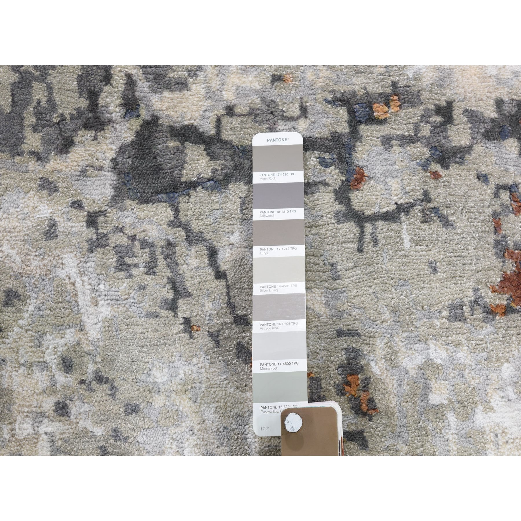 6'x9'1" HiLow Pile Abstract Design Wool And Silk Hand Knotted Oriental